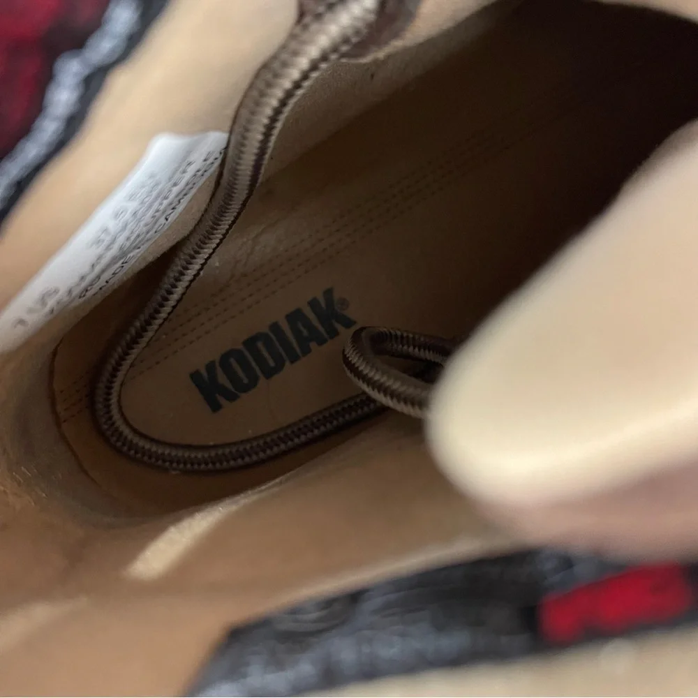Kodiak Fernie Boots Hiking Waterproof Leather Women's Size 7 Gorpcore Outdoors
